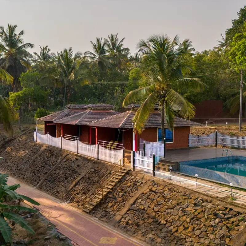 Pepper Paradise Family Rooms