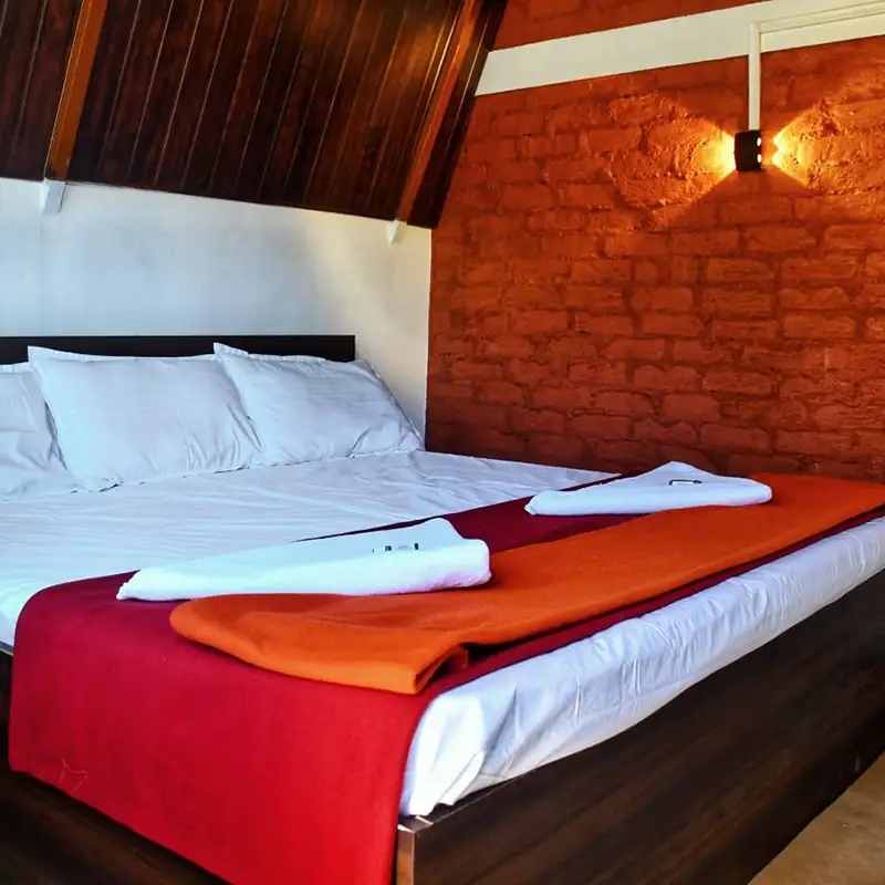 Green Valley Junglestay Couple Room