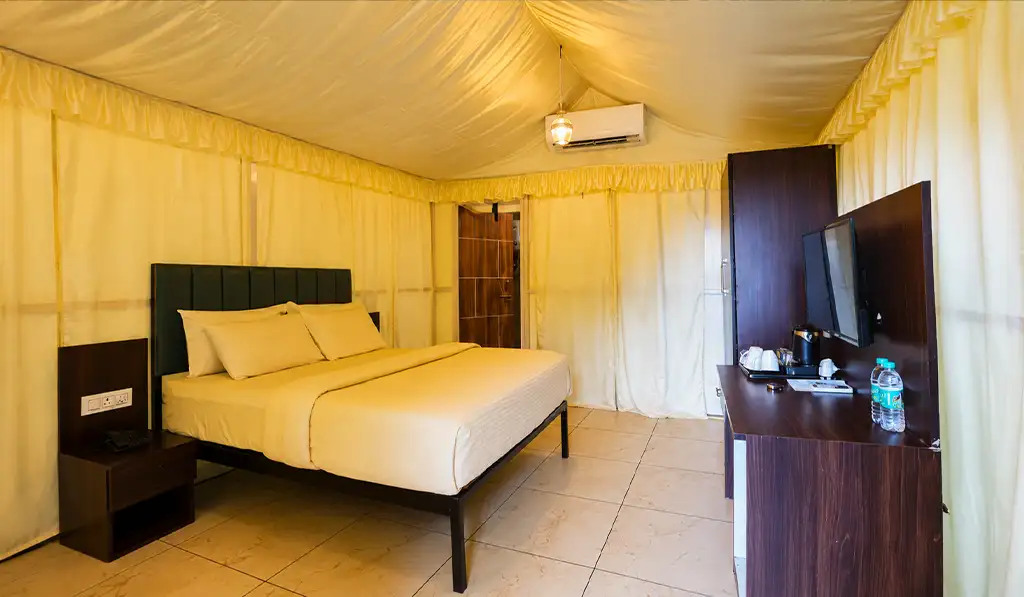Starling River Resort Tent House