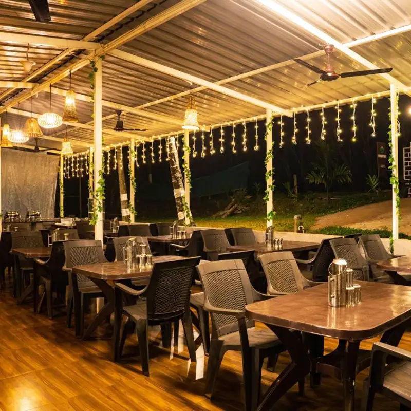 Wood Winds Dining Area